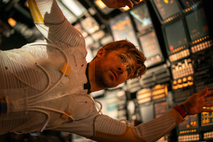 Nicht in allen Situationen bietet die Hail Mary dem Astronauten von der Erde gewohnte Schwerkraft. (Bild: Sony Pictures)